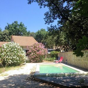 Villa Charmante A Arpaillargues Et Aureillac Avec Piscine Privee Exterior photo